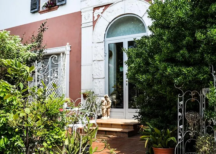 Il Giardino לינה וארוחת בוקר 3*